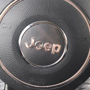 Meet your Posher, Avery